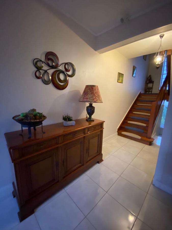 Libellule Villa Carignan Exterior photo
